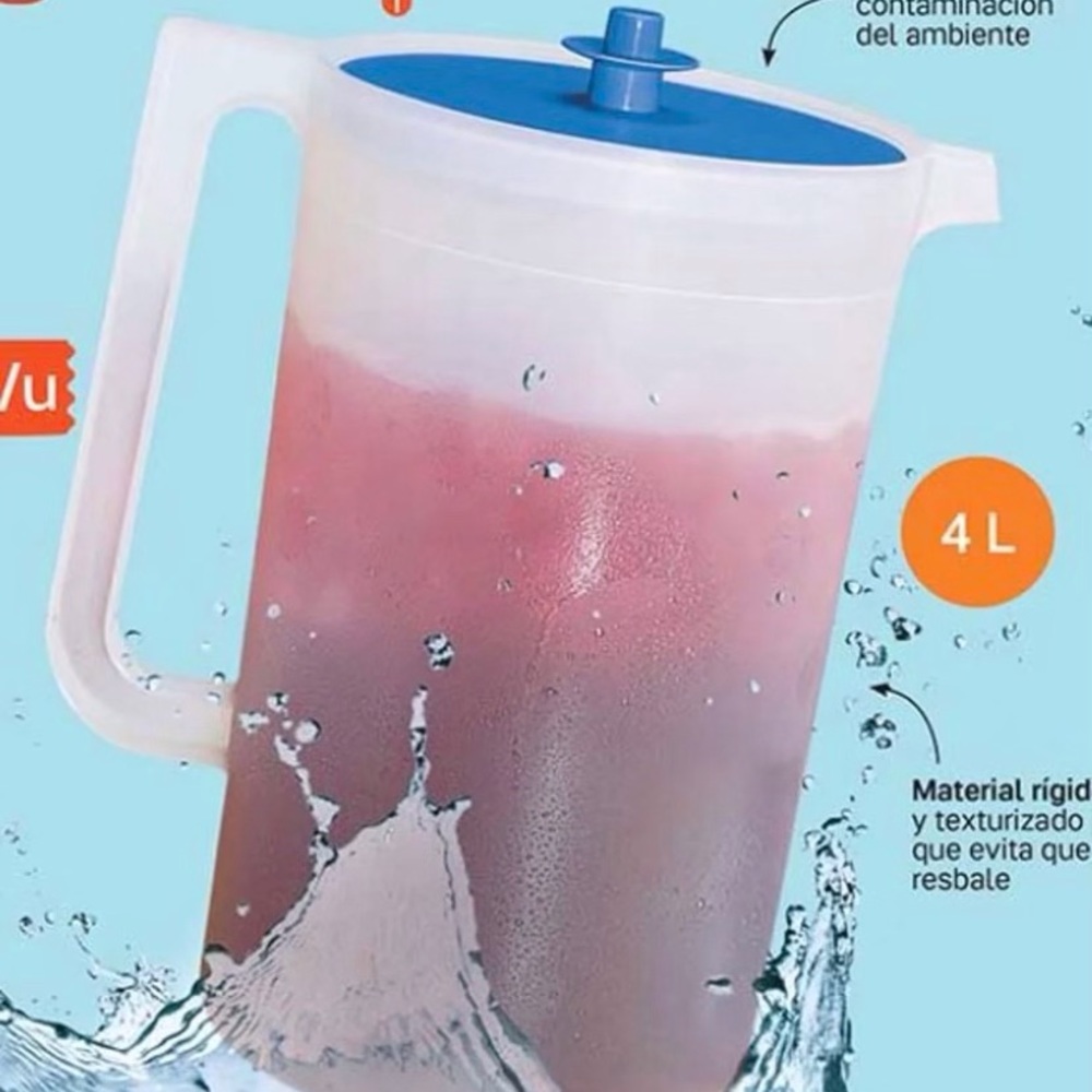 Tupperware XL Pitcher - Blue 4 Liter 21 Cup